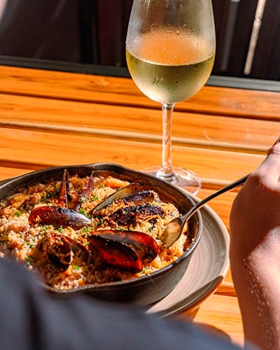 Santa Marta Paella Griega